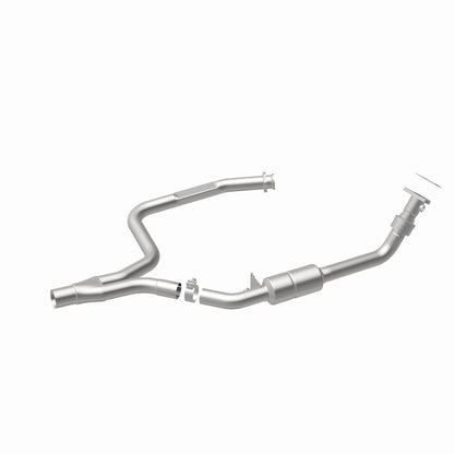 MagnaFlow Direct Fit Catalytic Converter Camaro 98-02 5.7L P/S