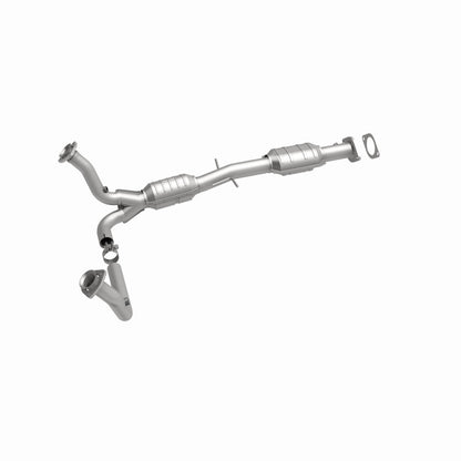 MagnaFlow Direct Fit Catalytic Converter 00-04 S10/Sonoma 4.3L