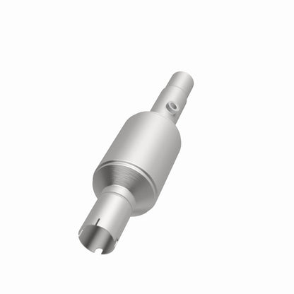 MagnaFlow Direct Fit Catalytic Converter 96-98 Jeep Grand Cherokee Underbody