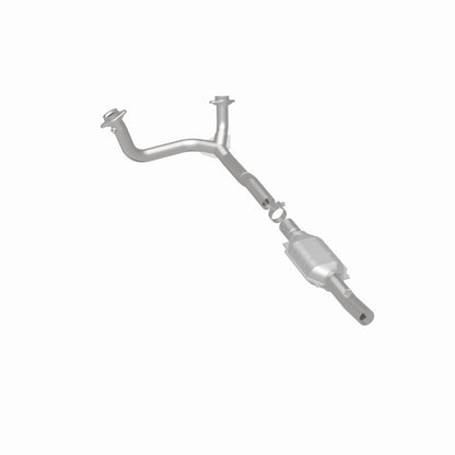 MagnaFlow Direct Fit Catalytic Converter 96 Ford E-Series Van 5.8L