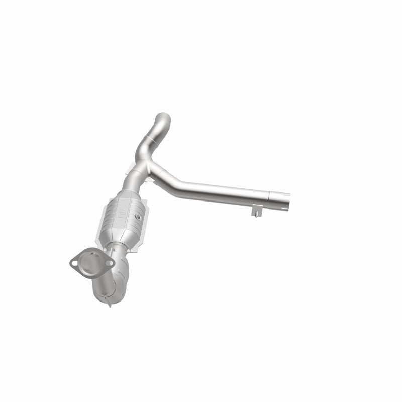 MagnaFlow Direct Fit Catalytic Converter 99-00 Ford Exped 4.6L