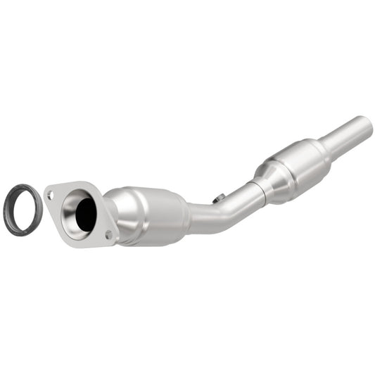 MagnaFlow Direct Fit Catalytic Converter 03-04 Vibe/Matrix/Corol OEM