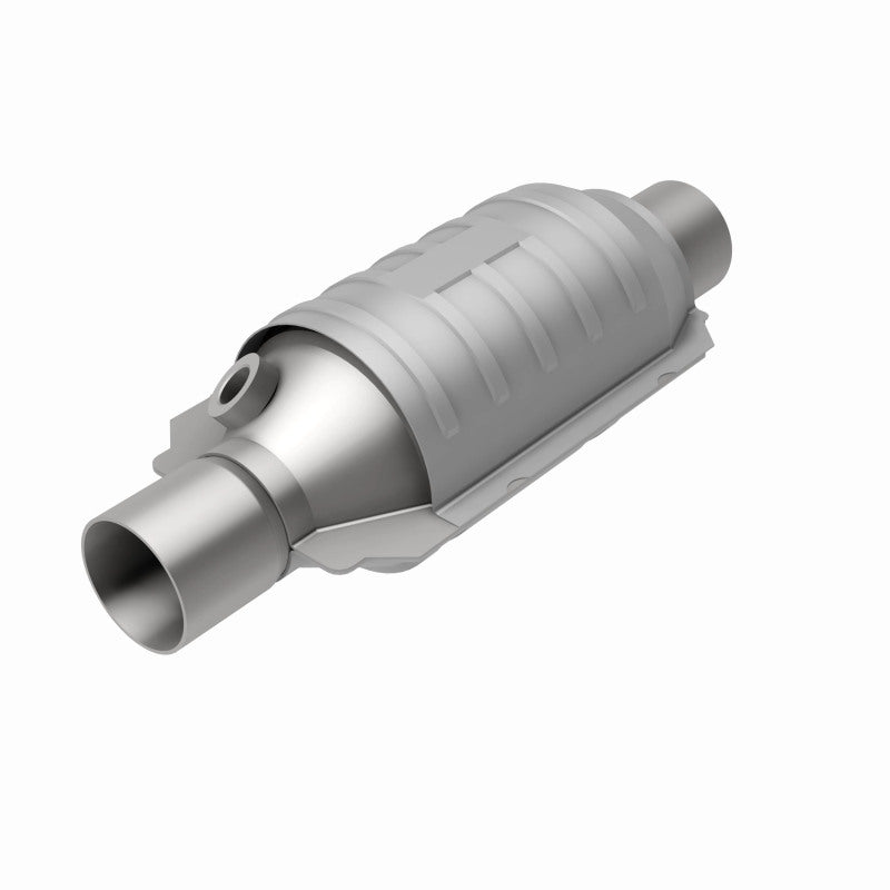 MagnaFlow Universal Catalytic Converter 2.00 with 1-O2 Rear CA