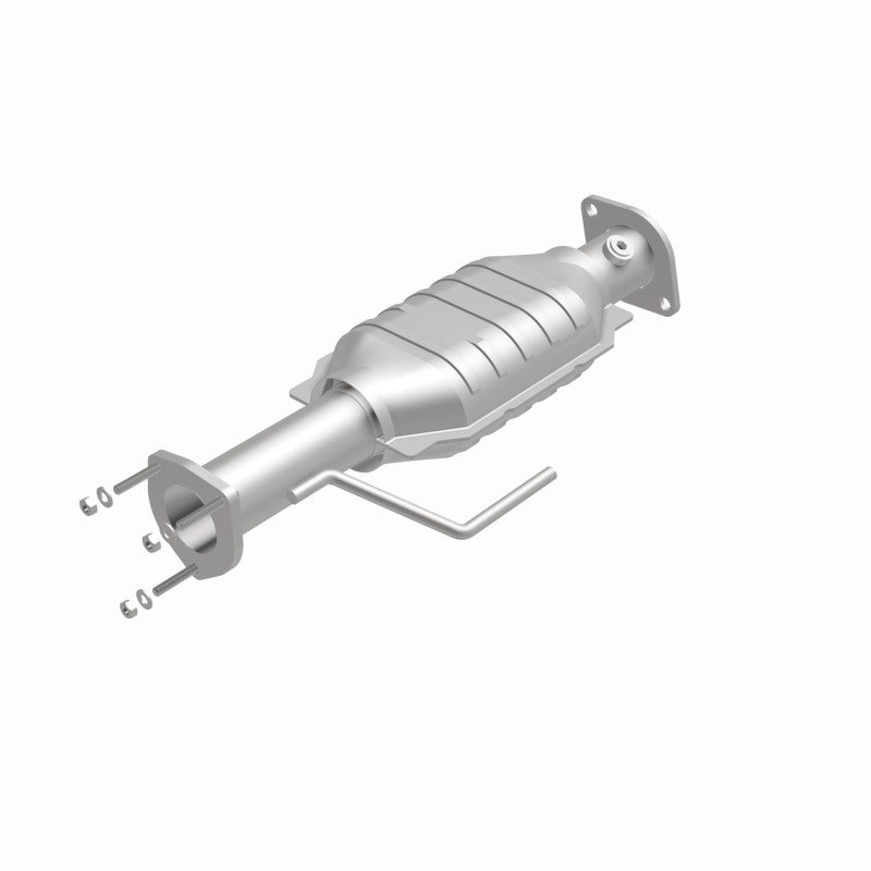 MagnaFlow Direct Fit Catalytic Converter 00-04 Jeep Wrangler Rear