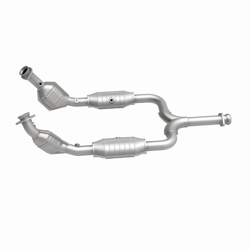 MagnaFlow Direct Fit Catalytic Converter 99/01-03 Ford Mustang 3.8L