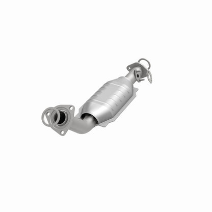 MagnaFlow Direct Fit Catalytic Converter 00-02 Toyota Tundra 4.7L