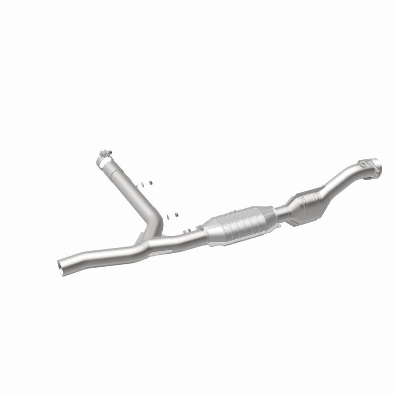 MagnaFlow Direct Fit Catalytic Converter 97-98 Ford Trucks 4.6L