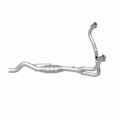 MagnaFlow Direct Fit Catalytic Converter 00-03 Dodge Dakota 4.7L 4WD