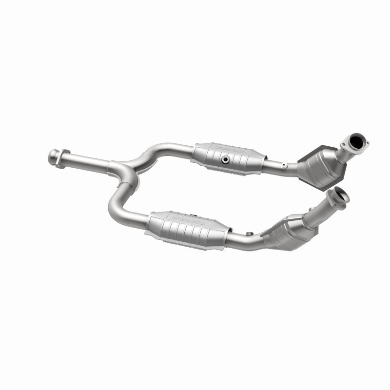 MagnaFlow Direct Fit Catalytic Converter 99/01-03 Ford Mustang 3.8L