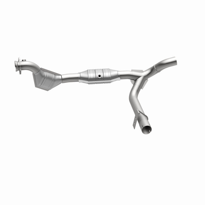 MagnaFlow Direct Fit Catalytic Converter 01 Ford Trucks 4.6L