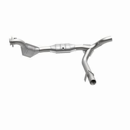 MagnaFlow Direct Fit Catalytic Converter 01 Ford Trucks 4.6L