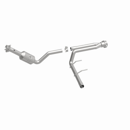 MagnaFlow Direct Fit Catalytic Converter 2011-2014 F-150 3.7L Underbody