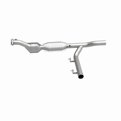 MagnaFlow Direct Fit Catalytic Converter 97-98 Ford Trucks 4.6L