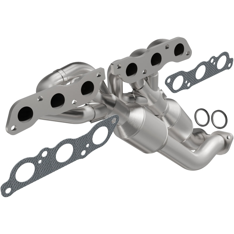 MagnaFlow Direct Fit Catalytic Converter 97-00 Lexus GS300 3.0L