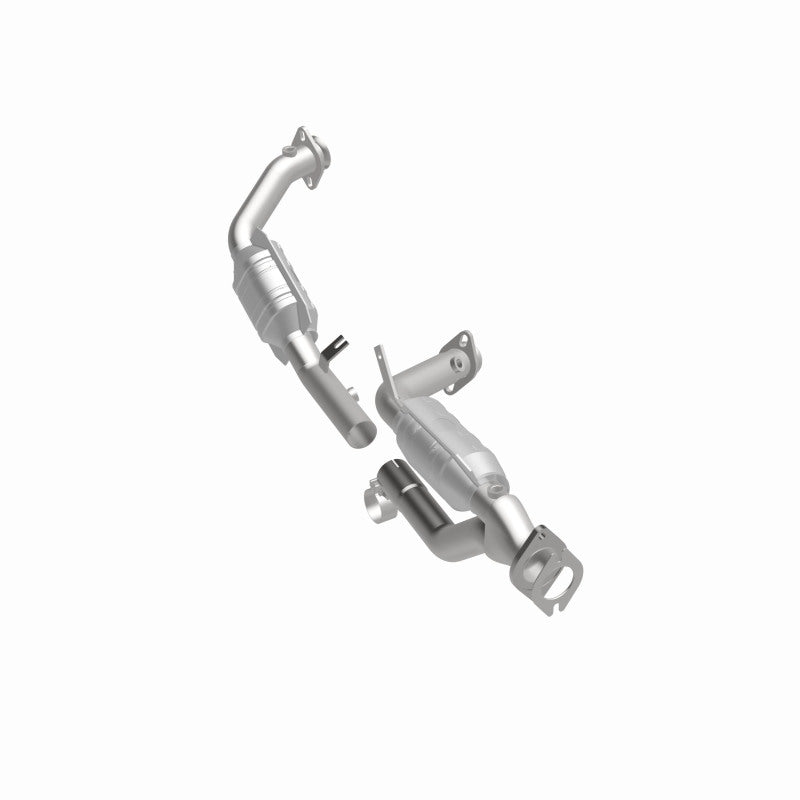 MagnaFlow Direct Fit Catalytic Converter 96-99 Ford Taurus3.0L 50S