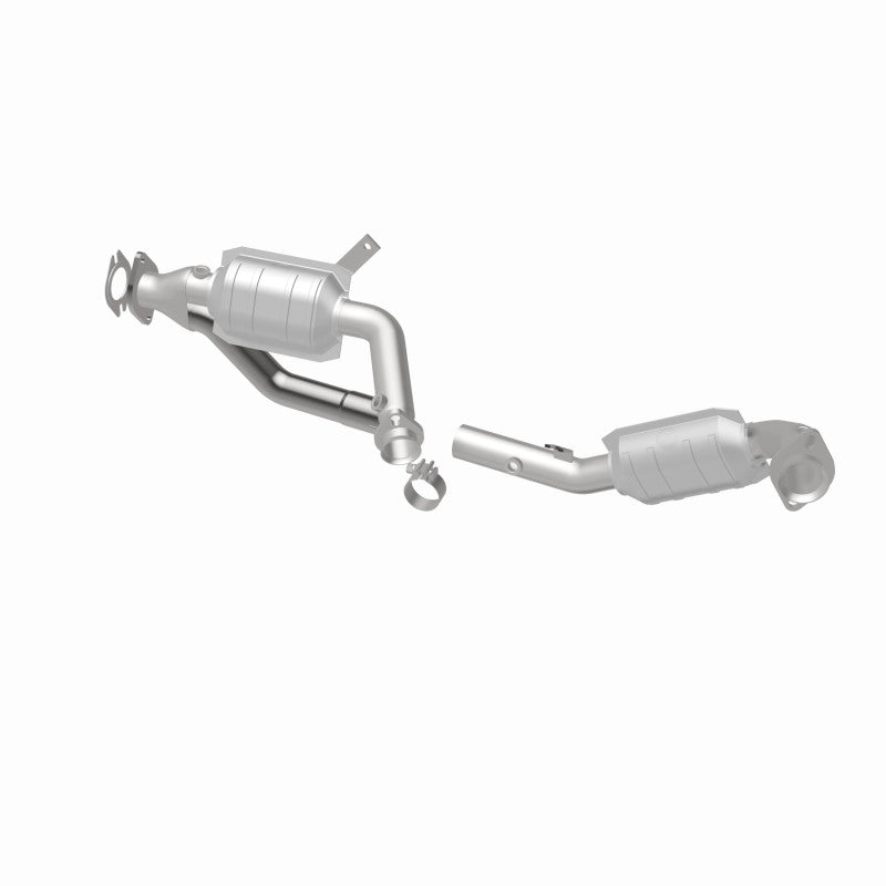 MagnaFlow Direct Fit Catalytic Converter 96-99 Ford Taurus3.0L 50S