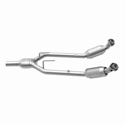 MagnaFlow Direct Fit Catalytic Converter 96-97 Mercury Cougar 3.8L