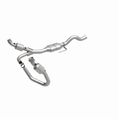 MagnaFlow Direct Fit Catalytic Converter 01-03 Dakota 3.9/5.9L