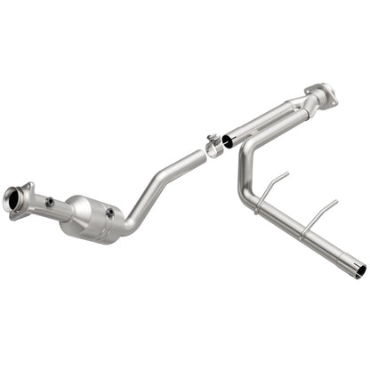 MagnaFlow Direct Fit Catalytic Converter 2011-2014 F-150 3.7L Underbody