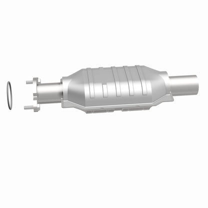 MagnaFlow Direct Fit Catalytic Converter 10-12 Fusion 3.0L
