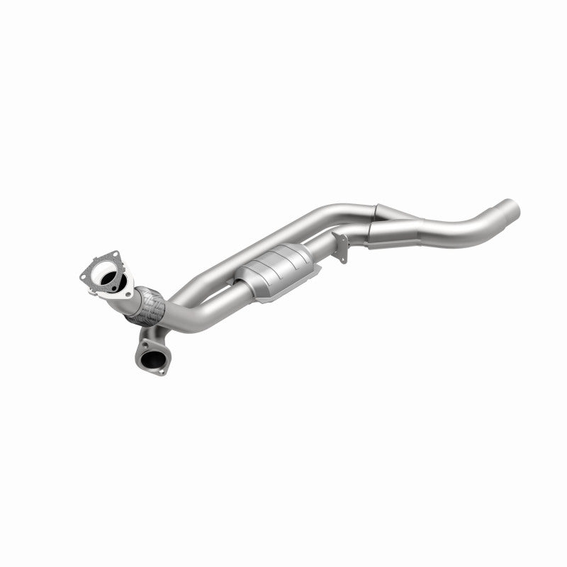 MagnaFlow Direct Fit Catalytic Converter 96-97 Camaro 5.7L P/S