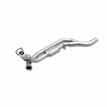 MagnaFlow Direct Fit Catalytic Converter 96-97 Camaro 5.7L P/S