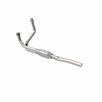 MagnaFlow Direct Fit Catalytic Converter 96-97 Dodge B1500/B2500/B3500 V8 Underbody