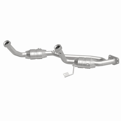 MagnaFlow Direct Fit Catalytic Converter 04 Ford Freestar 3.9L