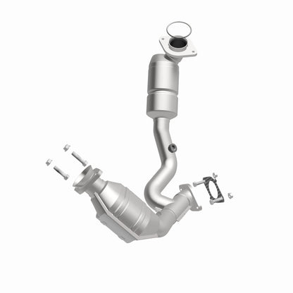 MagnaFlow Direct Fit Catalytic Converter 00-03 Ford Taurus 3.0L fron