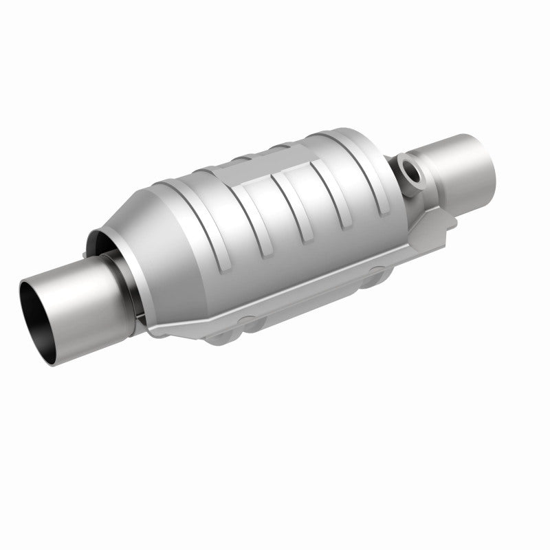 MagnaFlow Universal Catalytic Converter 2.00 with 1-O2 Rear CA