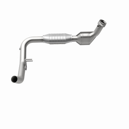 MagnaFlow Direct Fit Catalytic Converter 99-02 Expedition 5.4L 4wd
