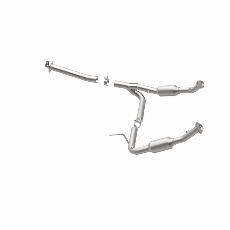 MagnaFlow Direct Fit Catalytic Converter OEM 2004-2005 Ford Explorer/Mercury Mountaineer Underbody