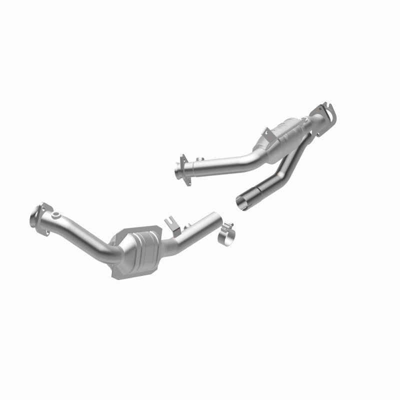 MagnaFlow Direct Fit Catalytic Converter 96-99 Ford Taurus3.0L 50S