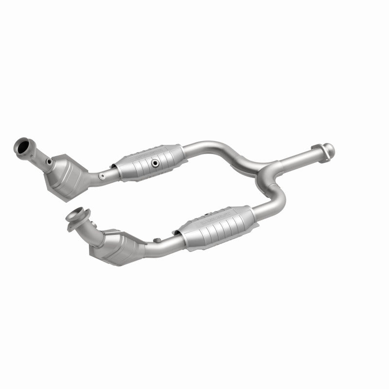 MagnaFlow Direct Fit Catalytic Converter 99/01-03 Ford Mustang 3.8L