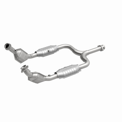 MagnaFlow Direct Fit Catalytic Converter 99/01-03 Ford Mustang 3.8L