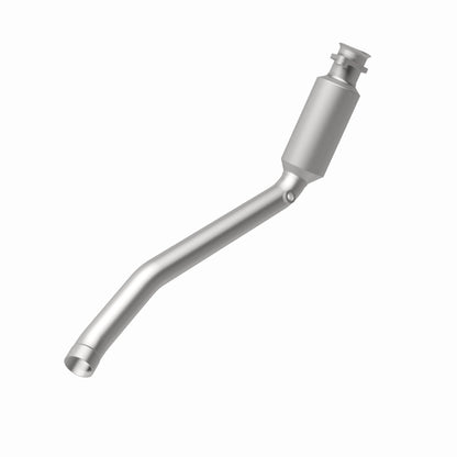 MagnaFlow Direct Fit Catalytic Converter 2010-2013 Land Rover LR4 V8 5 OEM Underbody