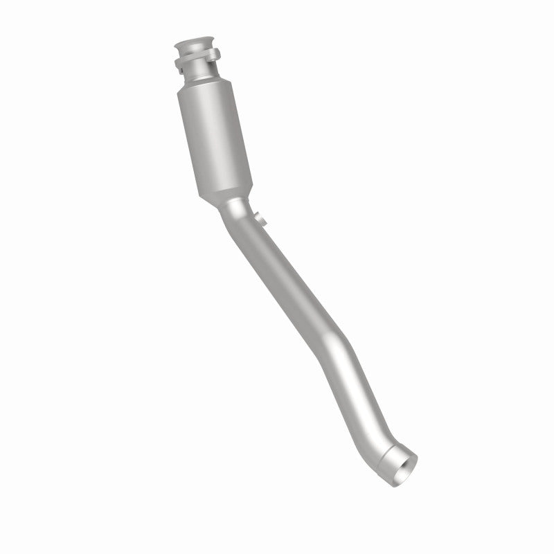 MagnaFlow Direct Fit Catalytic Converter 2010-2013 Land Rover LR4 V8 5 OEM Underbody
