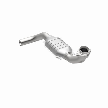 MagnaFlow Direct Fit Catalytic Converter 03-05 Ford Expedition/05-06 Lincoln Navigator 5.4L D/S