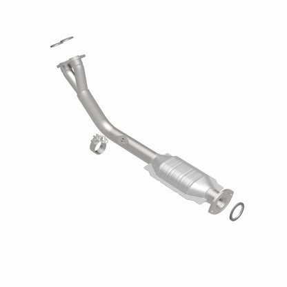 MagnaFlow Direct Fit Catalytic Converter 96-00 Toyota 4 Runner 2.7