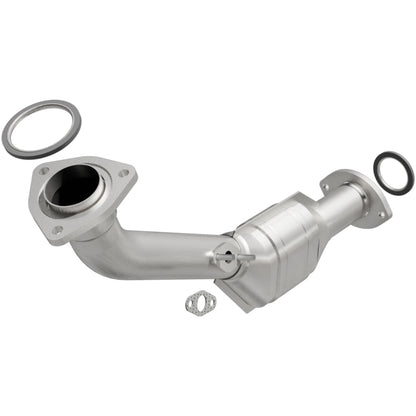 MagnaFlow Direct Fit Catalytic Converter 02-04 Tacoma 2.4L front 50S