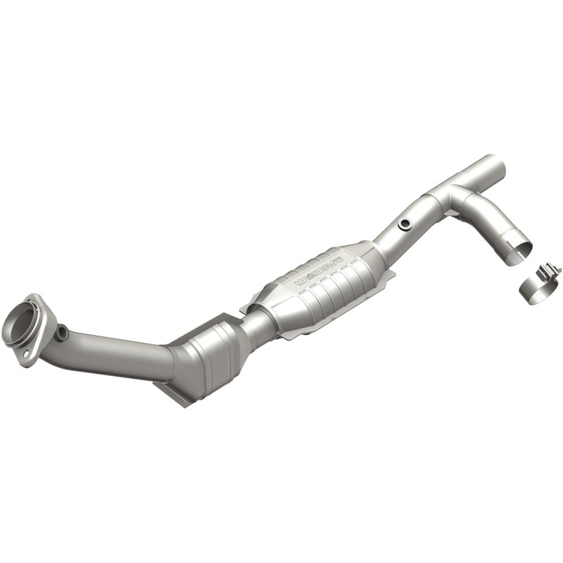 MagnaFlow Direct Fit Catalytic Converter 99-00 Ford Trucks 5.4L