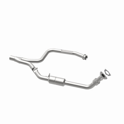 MagnaFlow Direct Fit Catalytic Converter Camaro 98-02 5.7L P/S
