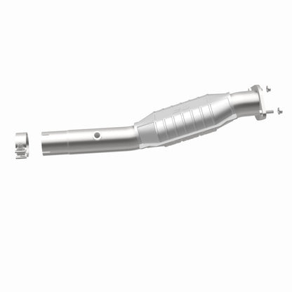 MagnaFlow Direct Fit Catalytic Converter GM 01-02 2500 Passenger Side 6L