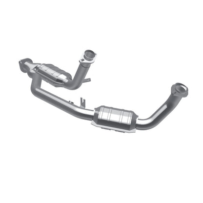 MagnaFlow Direct Fit Catalytic Converter 96-99 Ford Taurus3.0L 50S