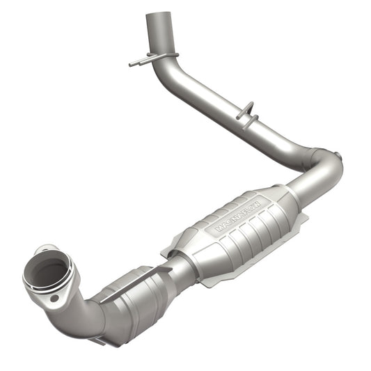 MagnaFlow Direct Fit Catalytic Converter 97-98 Ford Trucks 5.4L