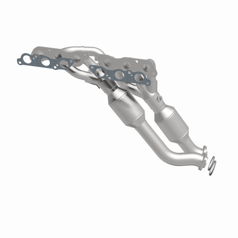 MagnaFlow Direct Fit Catalytic Converter 97-00 Lexus GS300 3.0L