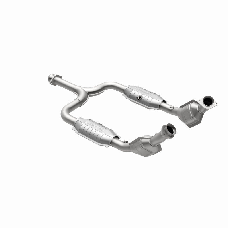 MagnaFlow Direct Fit Catalytic Converter 99/01-03 Ford Mustang 3.8L