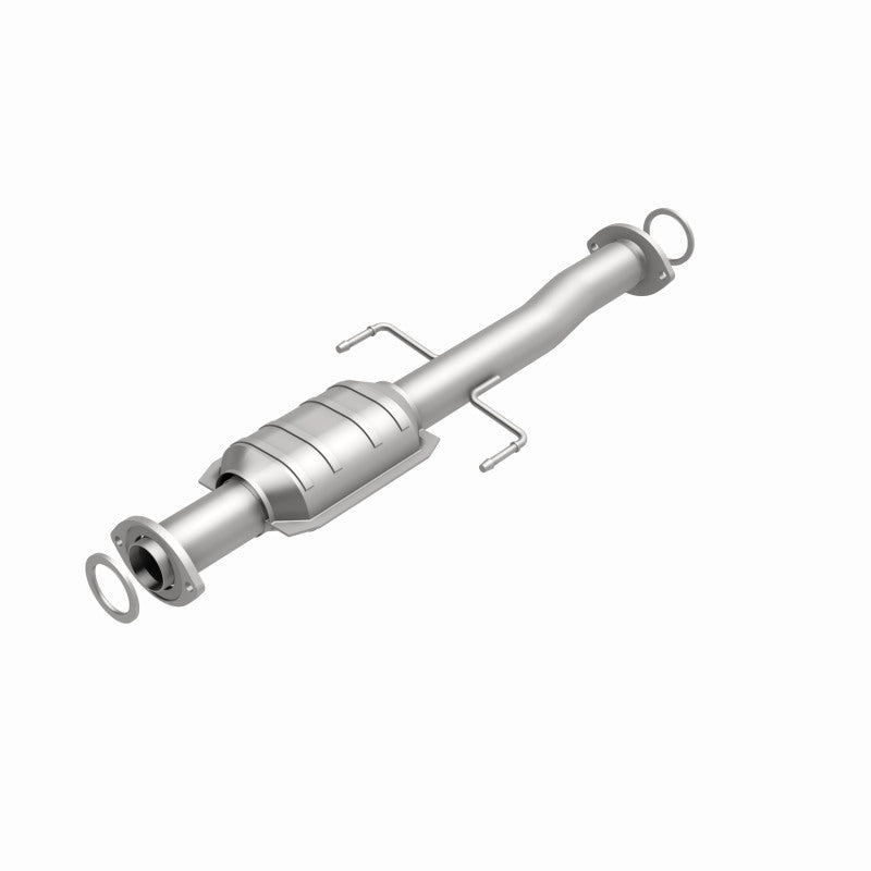 MagnaFlow Direct Fit Catalytic Converter 02-04 Toyota Tacoma 2.7L Rear