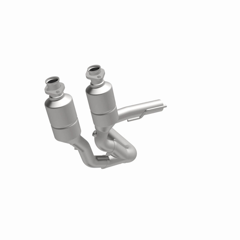 MagnaFlow Direct Fit Catalytic Converter 99-04 Jeep Grand Cherokee 4.0L Front