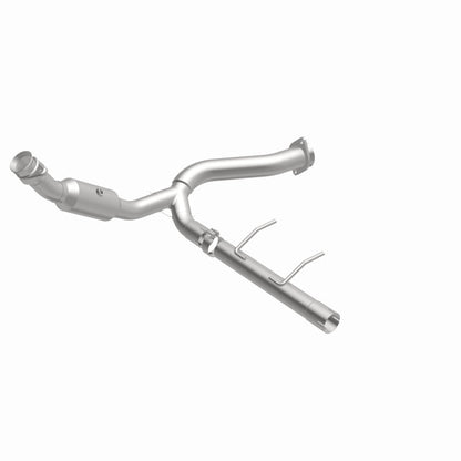 MagnaFlow Direct Fit Catalytic Converter 2007-2008 Ford Expedition/Navigator V8-5.4L